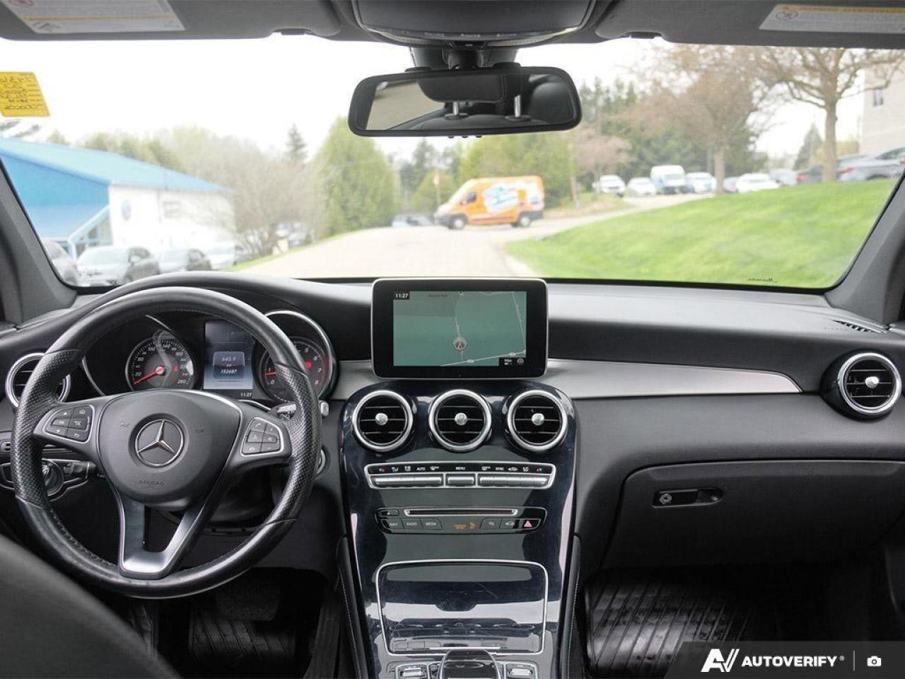 2017 Mercedes-Benz GLC GLC 300CERTIFIED AS-TRADED, ONE-OWNER, NAVIGATION, Photo