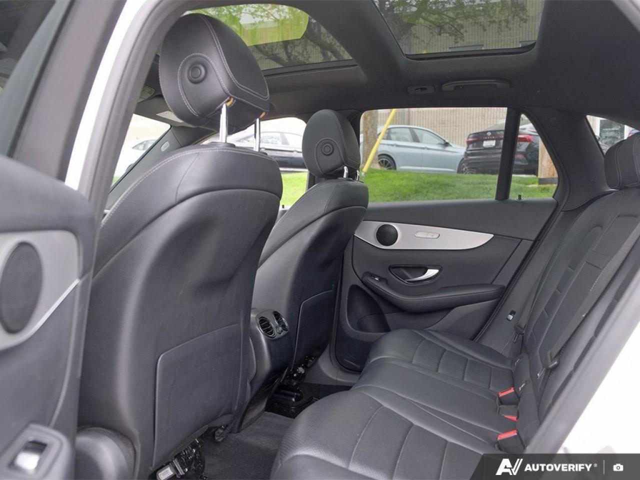 2017 Mercedes-Benz GLC GLC 300CERTIFIED AS-TRADED, ONE-OWNER, NAVIGATION, Photo