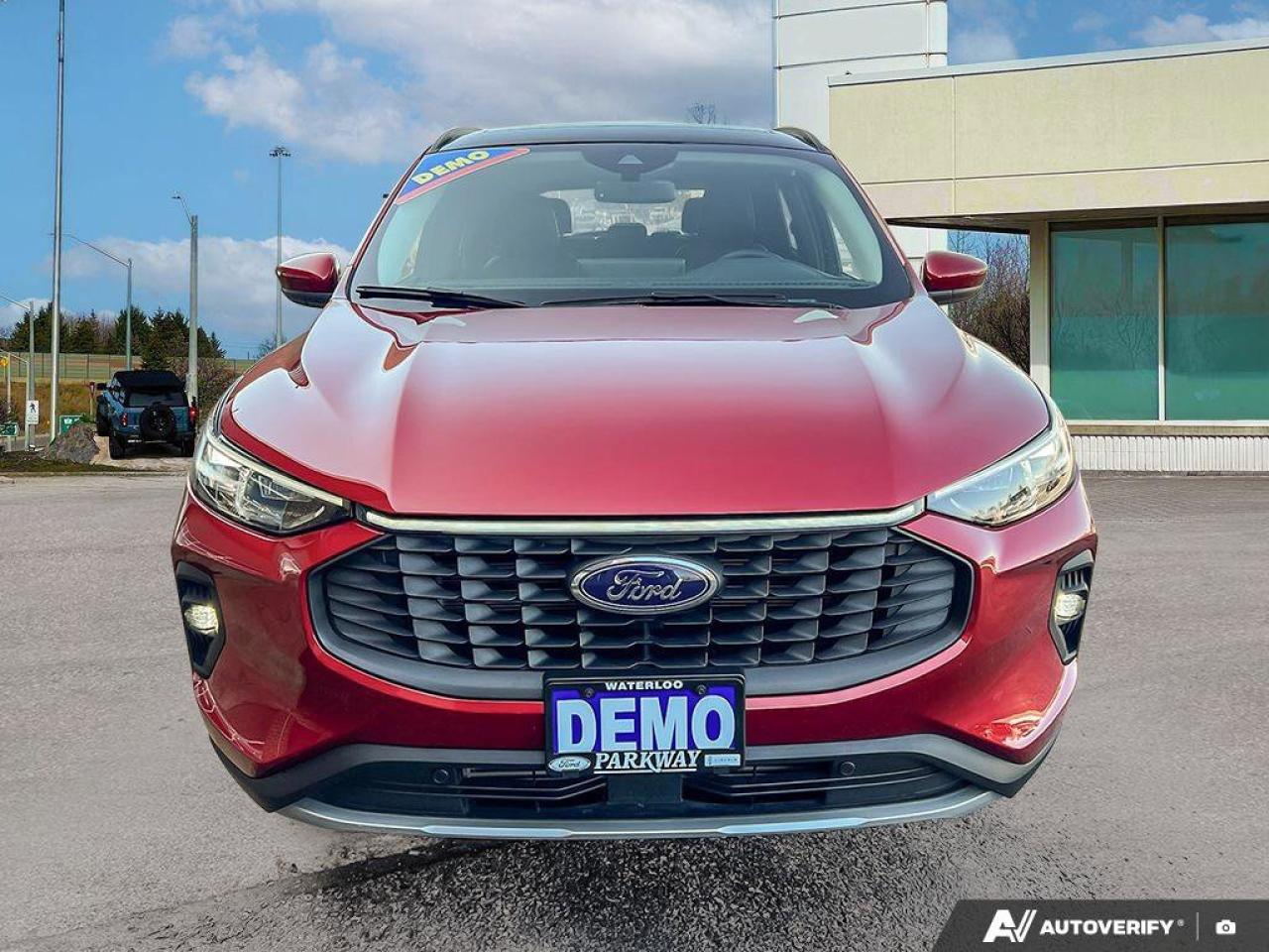 2025 Ford Escape Platinum   DEMO   MOONROOF   AWD DEMO   MOONROOF Photo2