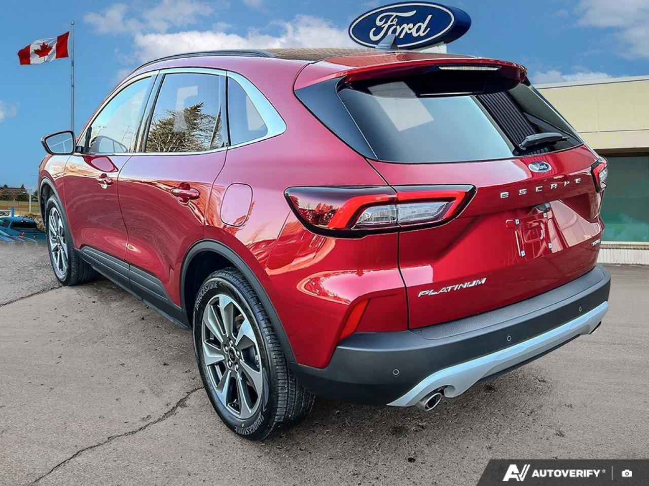 2025 Ford Escape Platinum   DEMO   MOONROOF   AWD DEMO   MOONROOF Photo4