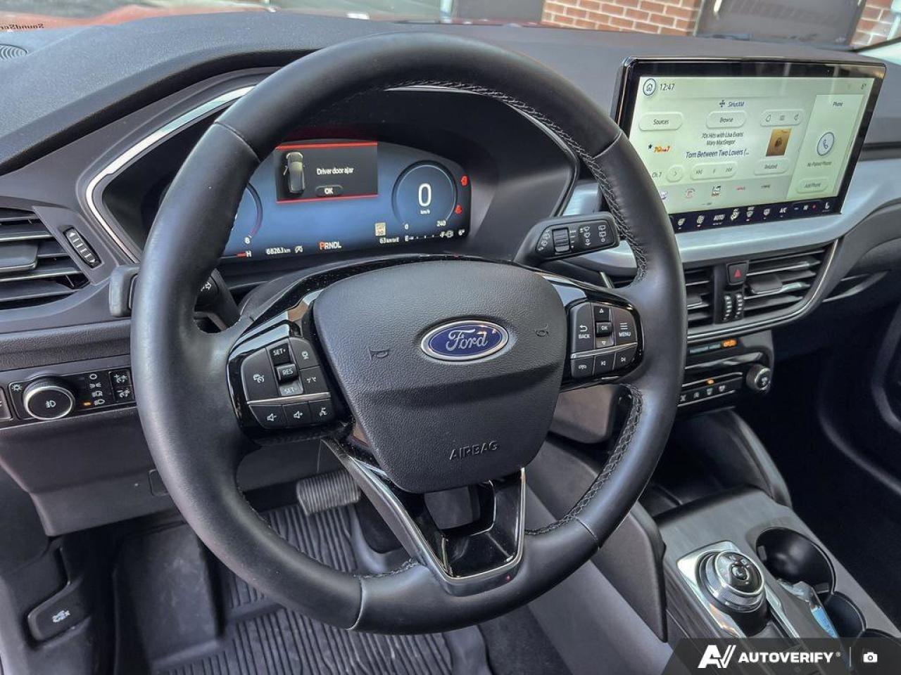2025 Ford Escape Platinum   DEMO   MOONROOF   AWD DEMO   MOONROOF Photo