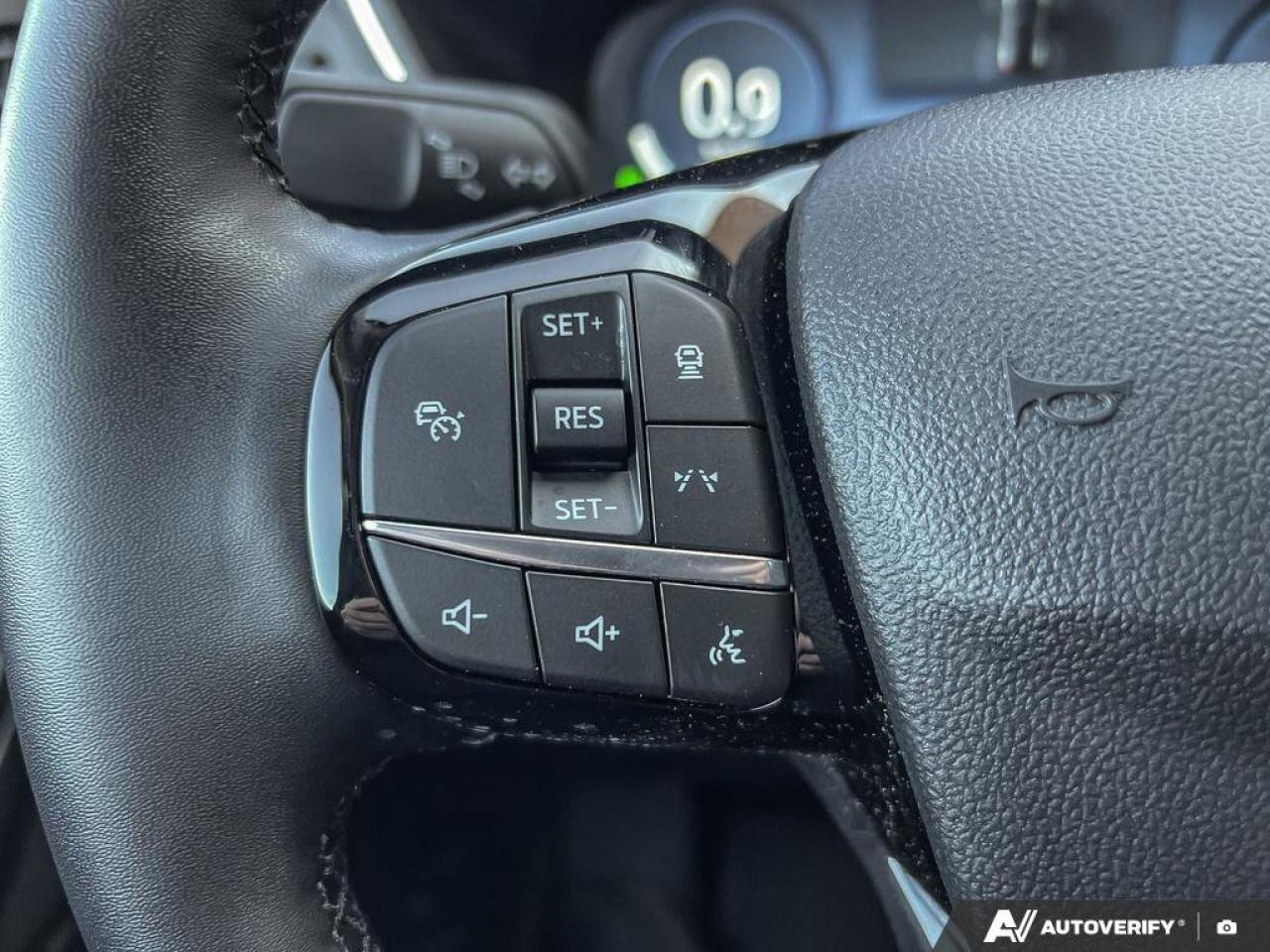 2025 Ford Escape Platinum   DEMO   MOONROOF   AWD DEMO   MOONROOF Photo