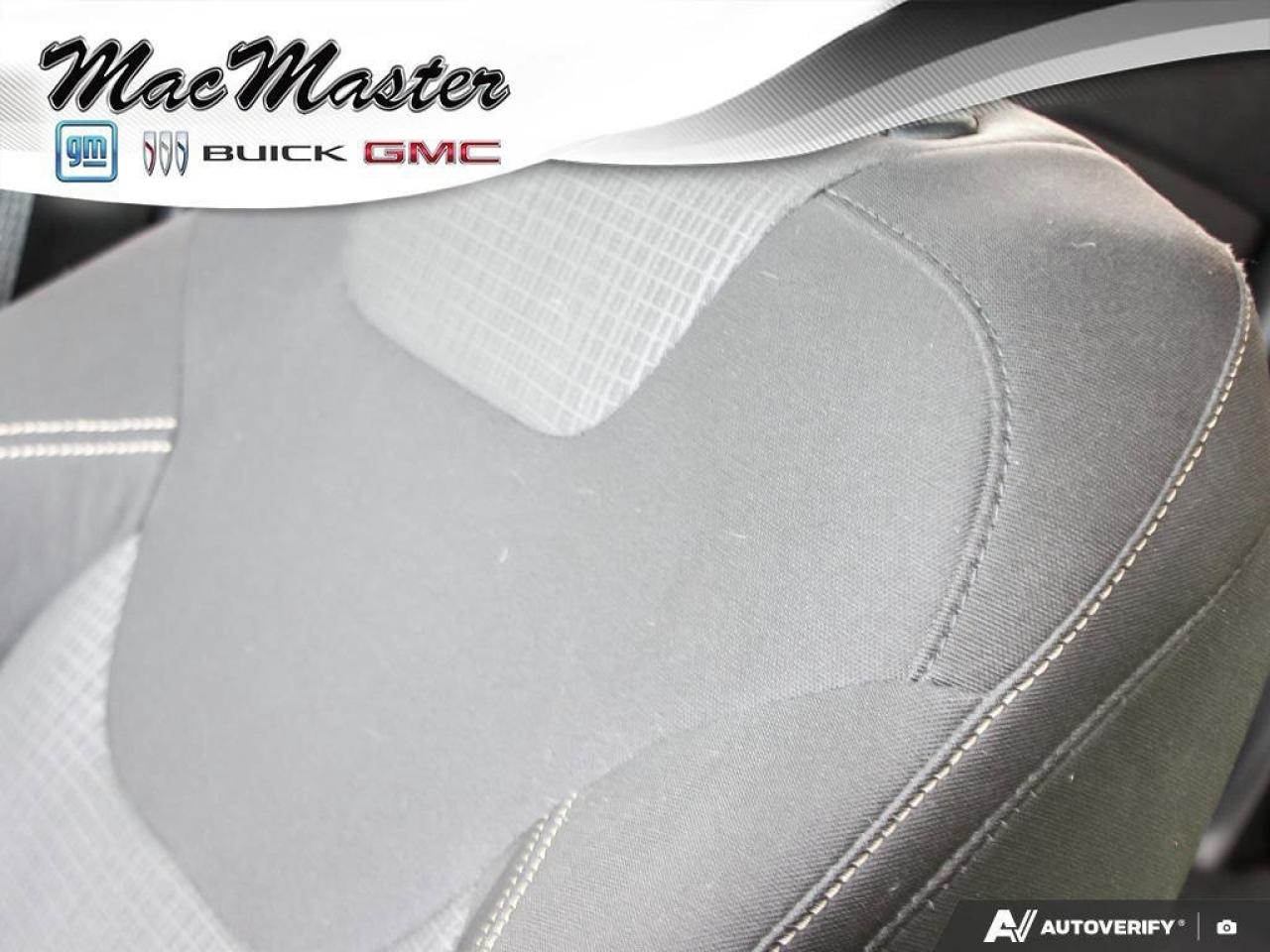 2016 Jeep Cherokee LatitudeLATITUDE NORTH, 4X4, 3.2L V6, CLOTH, 1-OWN Photo