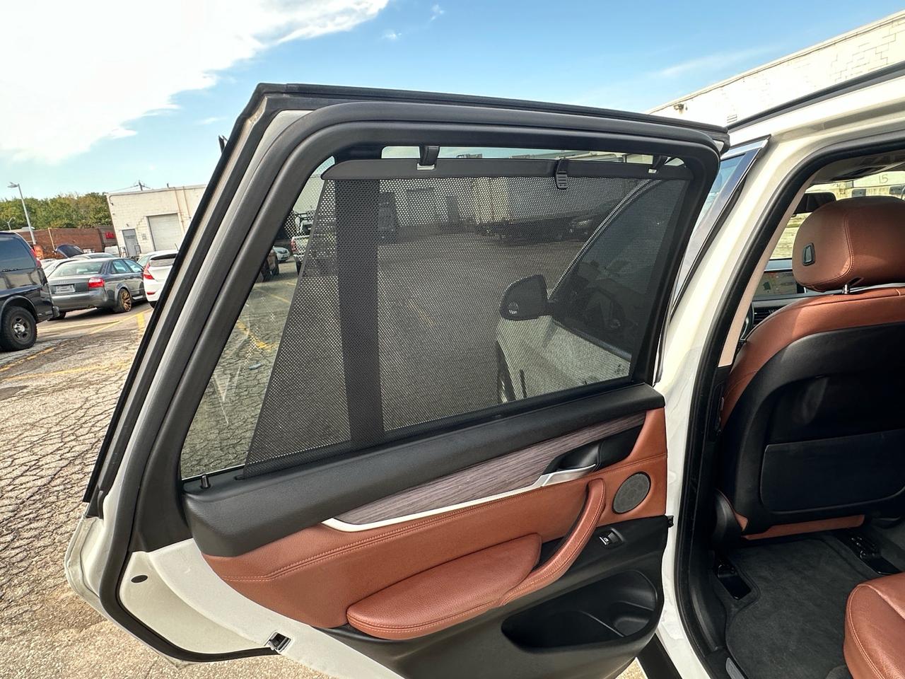 2014 BMW X5 xDrive35i ~ 7 PASSENGER ~ 360 CAMERA ~ NO ACCIDENT Photo