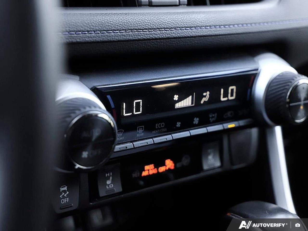 2023 Toyota RAV4 Hybrid SEHYBRID, SUNROOF, HTD SEATS, ADAPTIVE CRUI Photo