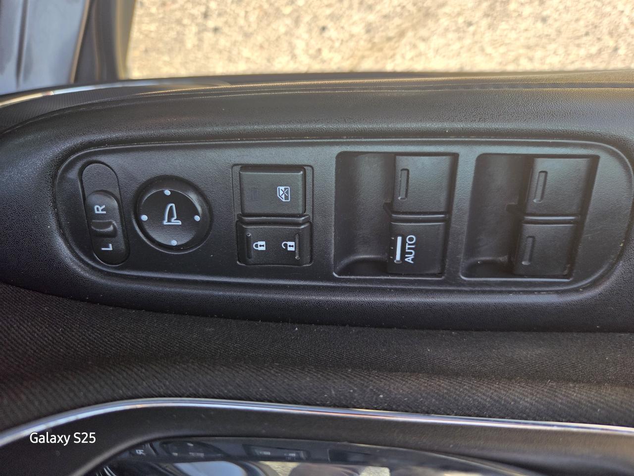 2016 Honda HR-V EX ROOF ALLOYS REAR VIEW CAMERA $16,888.00 Photo