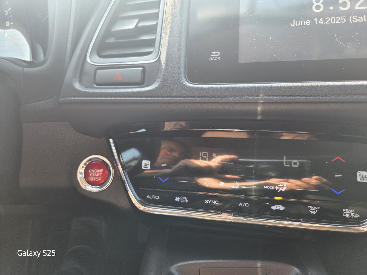 2016 Honda HR-V EX ROOF ALLOYS REAR VIEW CAMERA $16,888.00 Photo