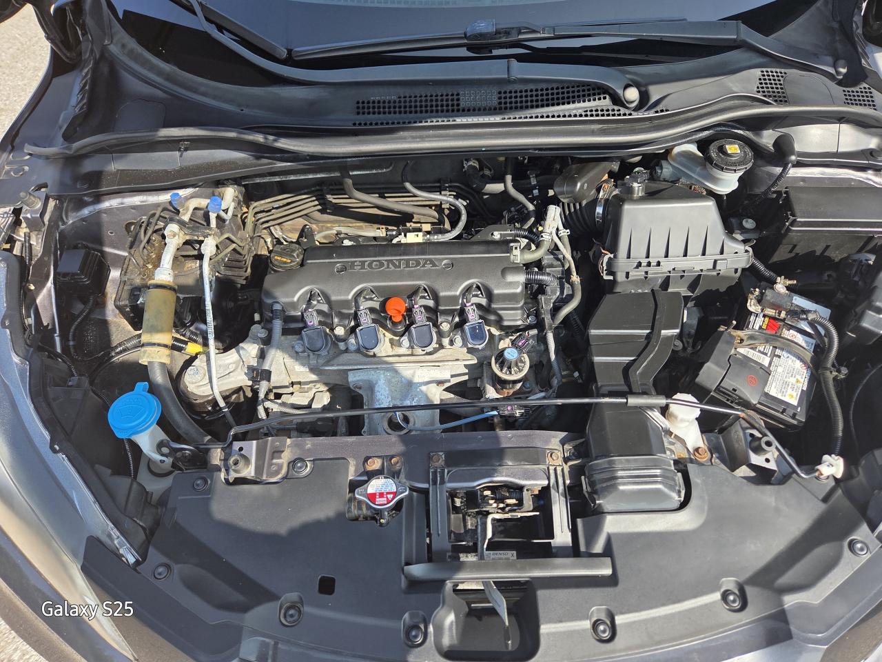 2016 Honda HR-V EX ROOF ALLOYS REAR VIEW CAMERA $16,888.00 Photo