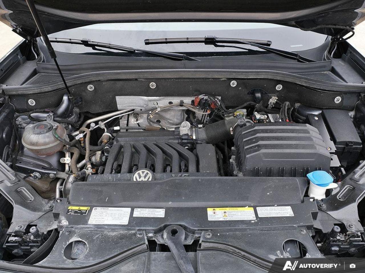 2021 Volkswagen Atlas ExeclineV6, HEATED / COOLED SEATS, SUNROOF, POWER Photo