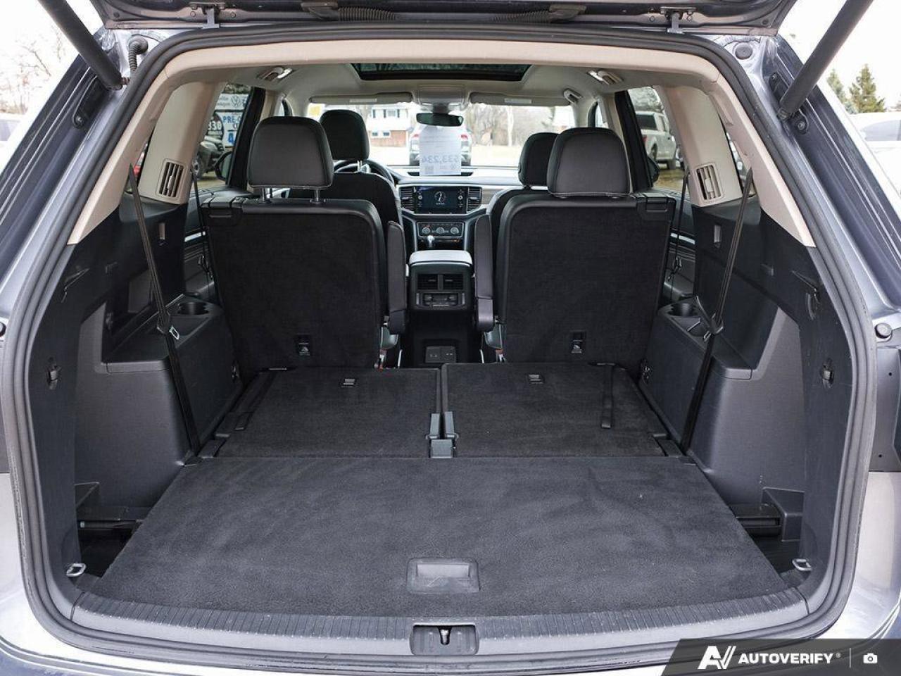 2021 Volkswagen Atlas ExeclineV6, HEATED / COOLED SEATS, SUNROOF, POWER Photo