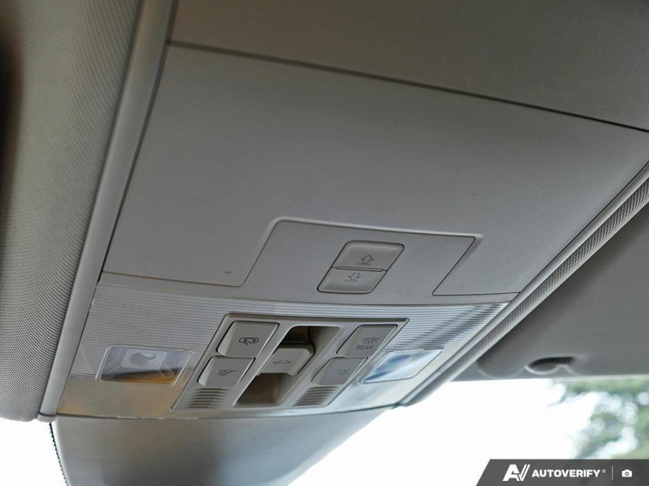 2021 Volkswagen Atlas ExeclineV6, HEATED / COOLED SEATS, SUNROOF, POWER Photo