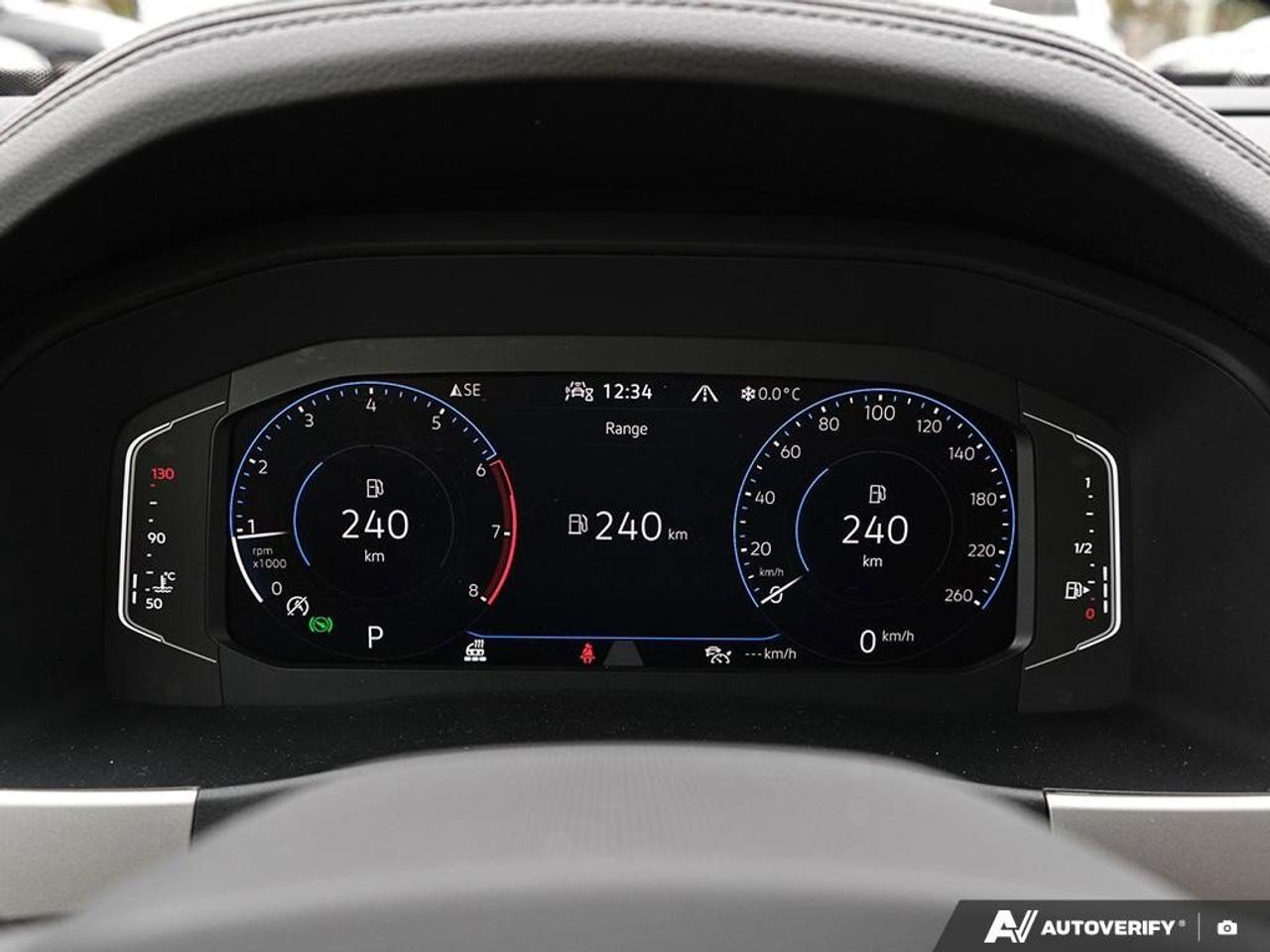 2021 Volkswagen Atlas ExeclineV6, HEATED / COOLED SEATS, SUNROOF, POWER Photo