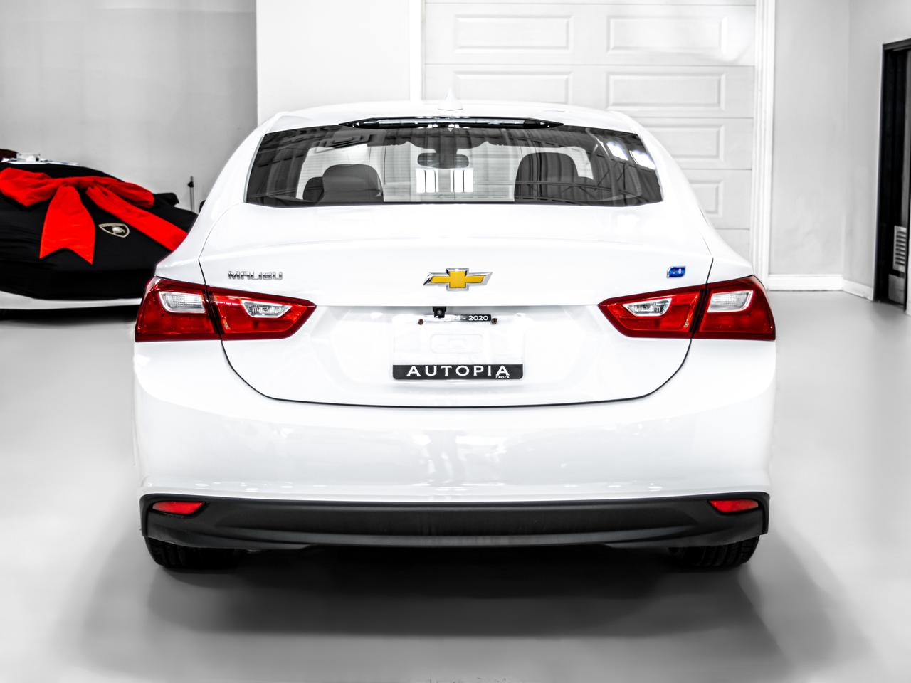 2019 Chevrolet Malibu HYBRID APPLE CARPLAY REAR VIEW CAMERA Photo