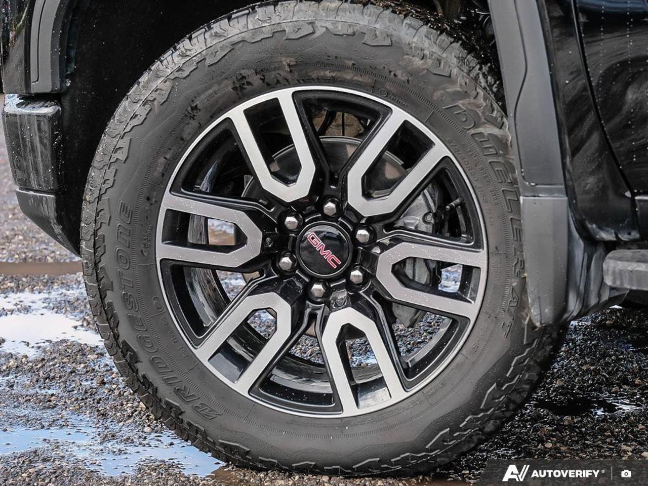 2025 GMC Sierra 1500 AT4AT4 PREMIUM, DURAMAX, CREW, 4X4, LOADED, 1-OWNE Photo