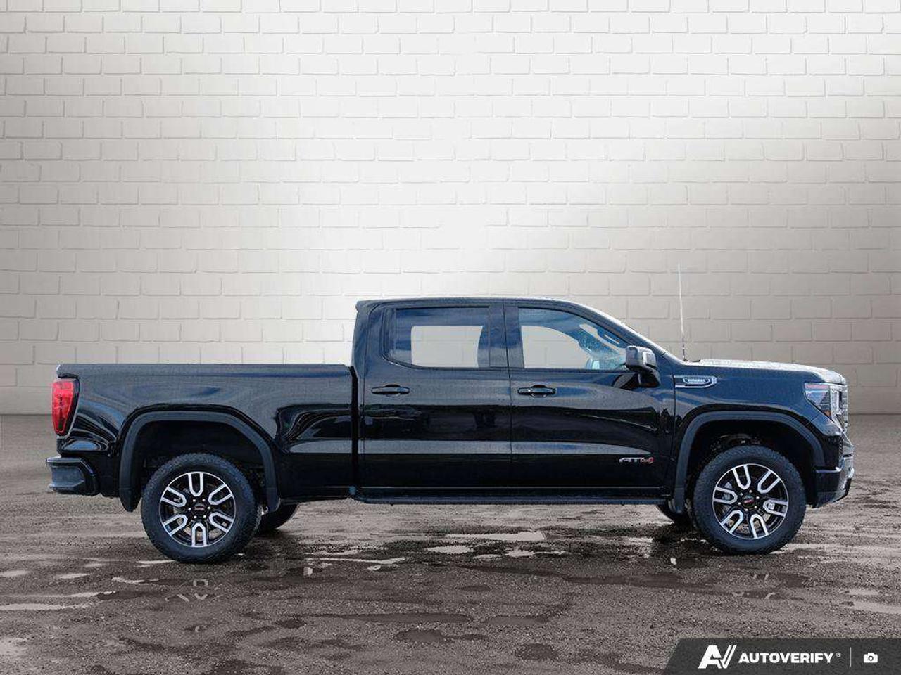 2025 GMC Sierra 1500 AT4 PREMIUM, DURAMAX, CREW, 4X4, LOADED, 1-OWNER! Photo
