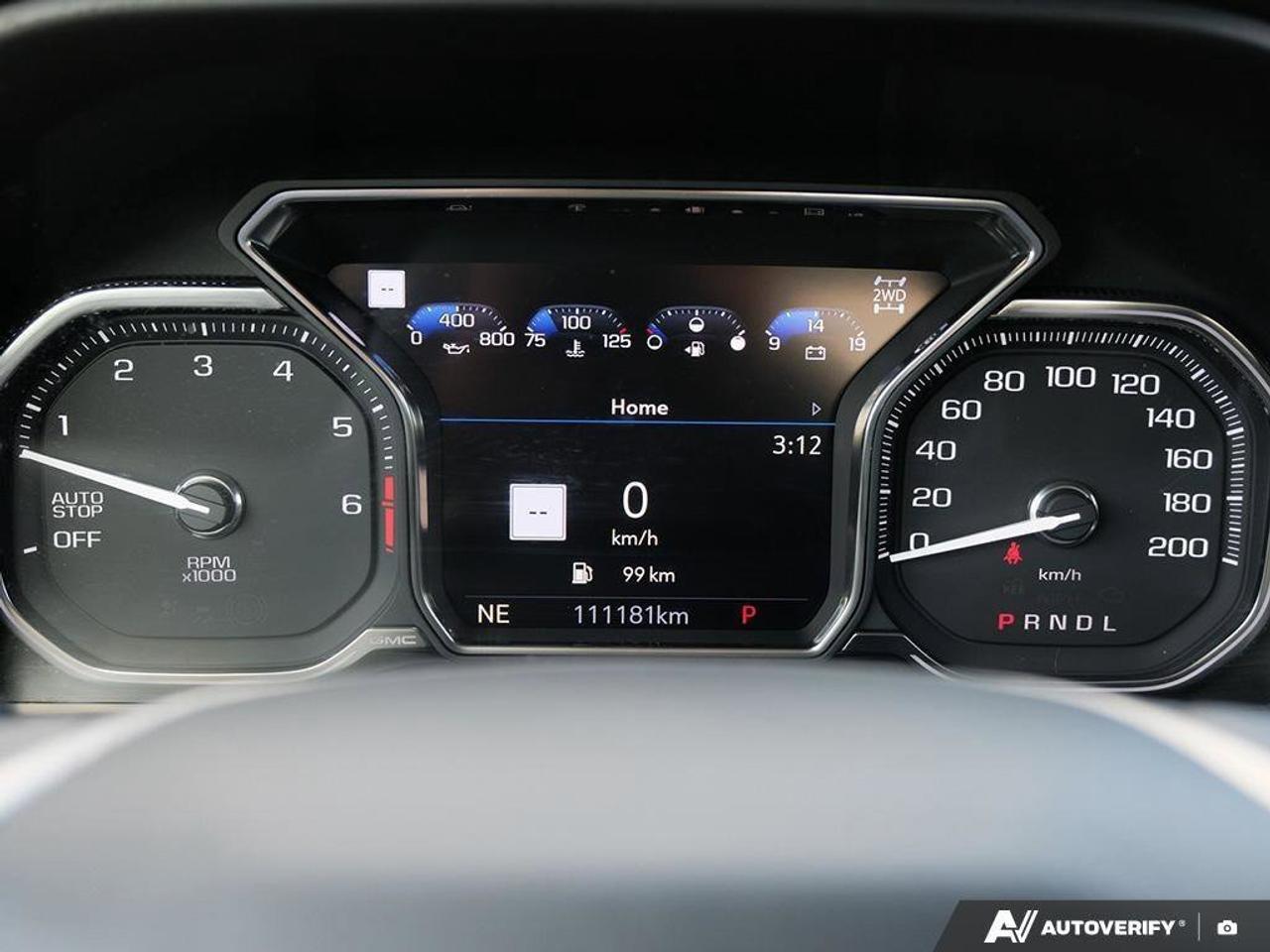 2021 GMC Sierra 1500 DenaliDENALI, CREW, 4X4, 5.3L, NAV, ROOF, 1-OWNER! Photo