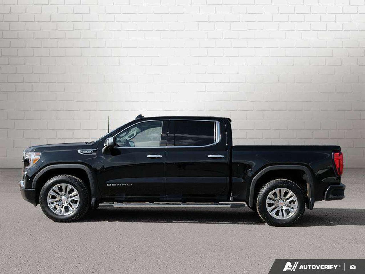2021 GMC Sierra 1500 DENALI, CREW, 4X4, 5.3L, NAV, ROOF, 1-OWNER! Photo5