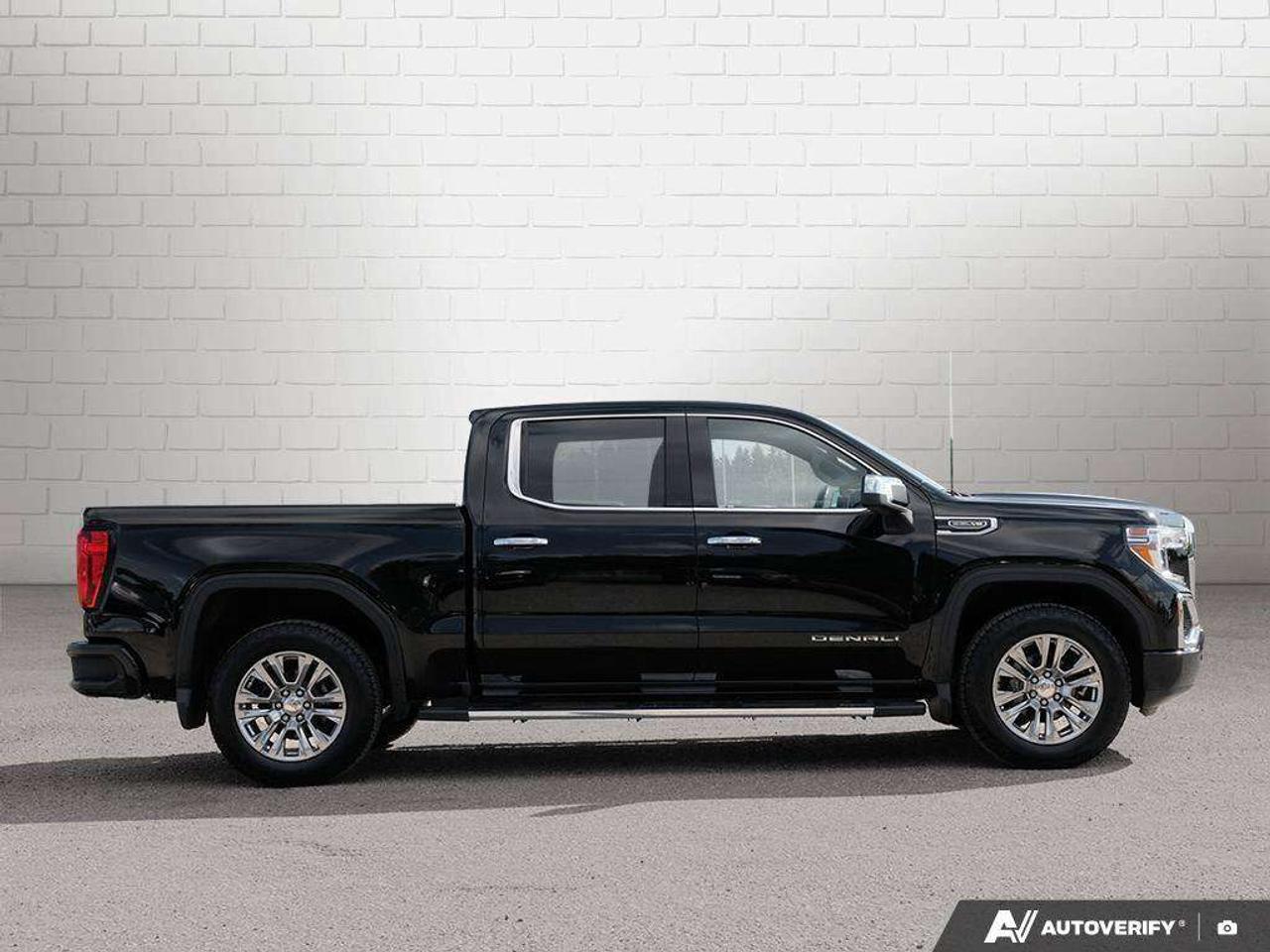 2021 GMC Sierra 1500 DENALI, CREW, 4X4, 5.3L, NAV, ROOF, 1-OWNER! Photo