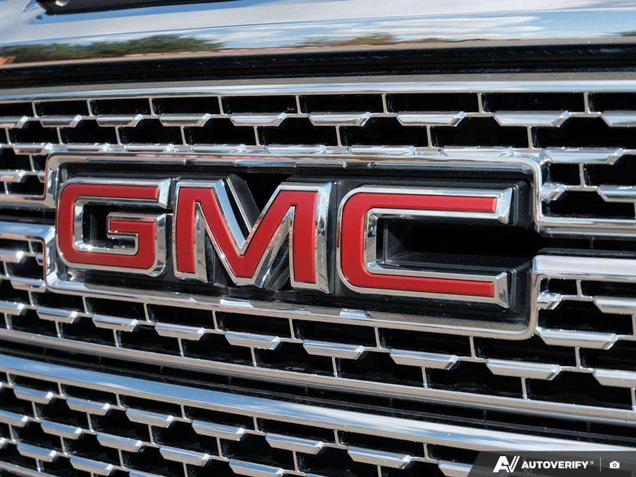 2021 GMC Sierra 1500 DENALI, CREW, 4X4, 5.3L, NAV, ROOF, 1-OWNER! Photo