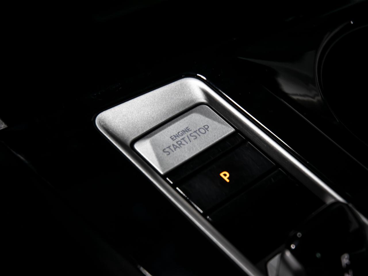 2024 Volkswagen Atlas HIGHLINE 2.0 TSI 4MOTION 7 PASSENGER NAVI REAR CAM Photo