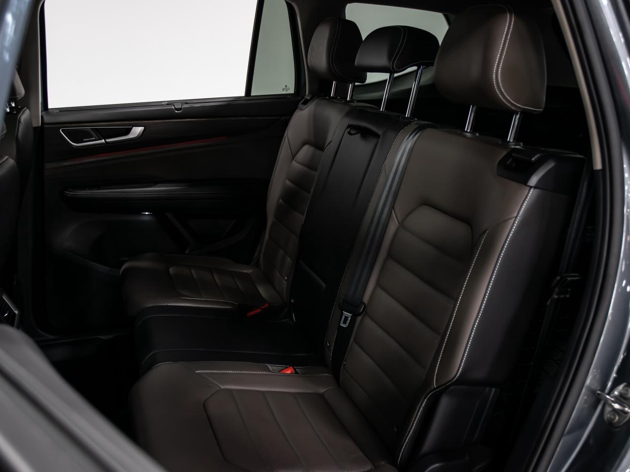 2024 Volkswagen Atlas HIGHLINE 2.0 TSI 4MOTION 7 PASSENGER NAVI REAR CAM Photo