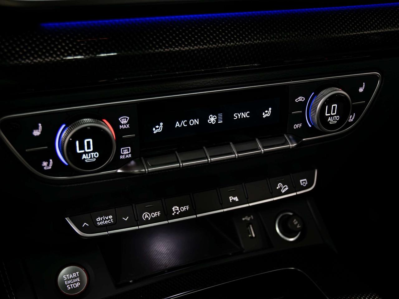 2022 Audi SQ5 ACCIDENT FREE,TECHNIK, S LINE, QUATTRO BLIND SPOTS Photo