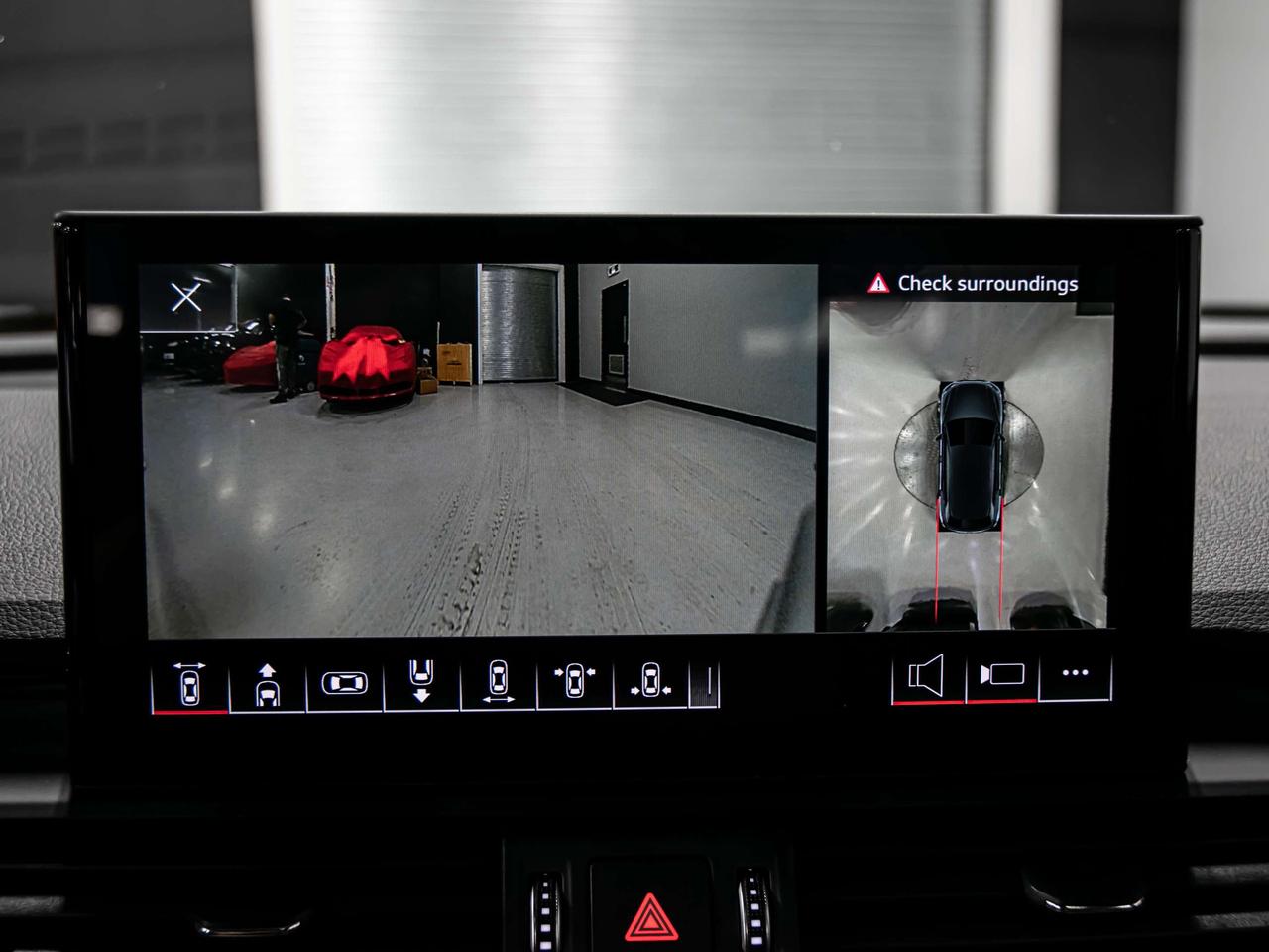 2022 Audi SQ5 ACCIDENT FREE,TECHNIK, S LINE, QUATTRO BLIND SPOTS Photo