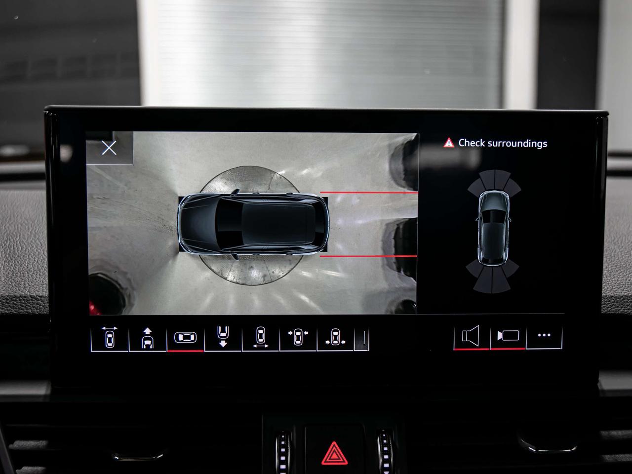 2022 Audi SQ5 ACCIDENT FREE,TECHNIK, S LINE, QUATTRO BLIND SPOTS Photo