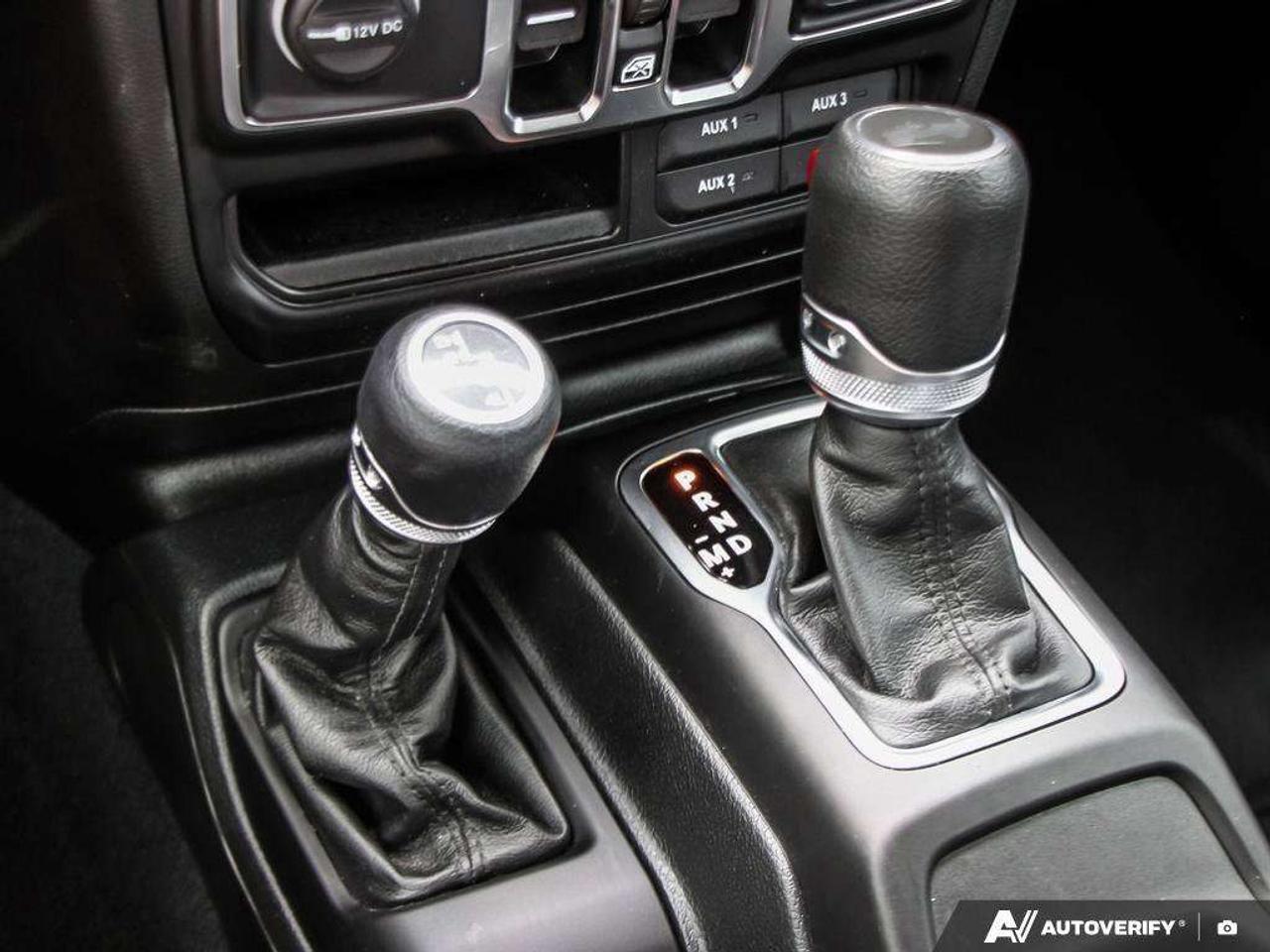 2023 Jeep Wrangler 4x4, One Owner, Accident-Free, Certified, Low KMS! Photo
