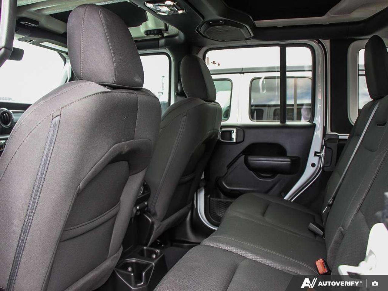 2023 Jeep Wrangler 4x4, One Owner, Accident-Free, Certified, Low KMS! Photo