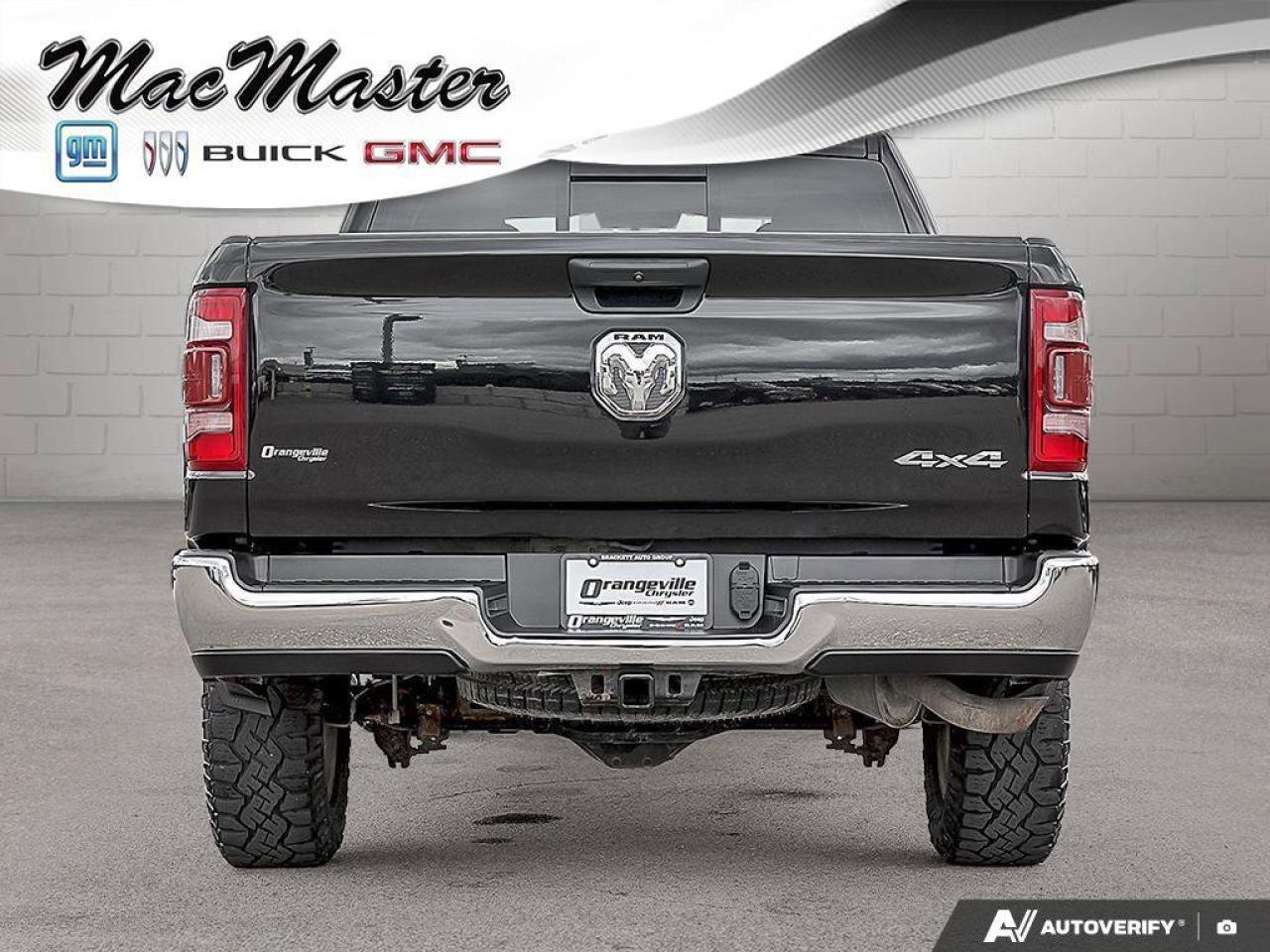 2020 RAM 1500 TradesmanSXT, QUAD, HEMI, 4X4, REMOTE START, ALLOY Photo