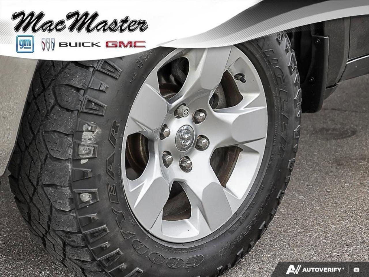 2020 RAM 1500 TradesmanSXT, QUAD, HEMI, 4X4, REMOTE START, ALLOY Photo