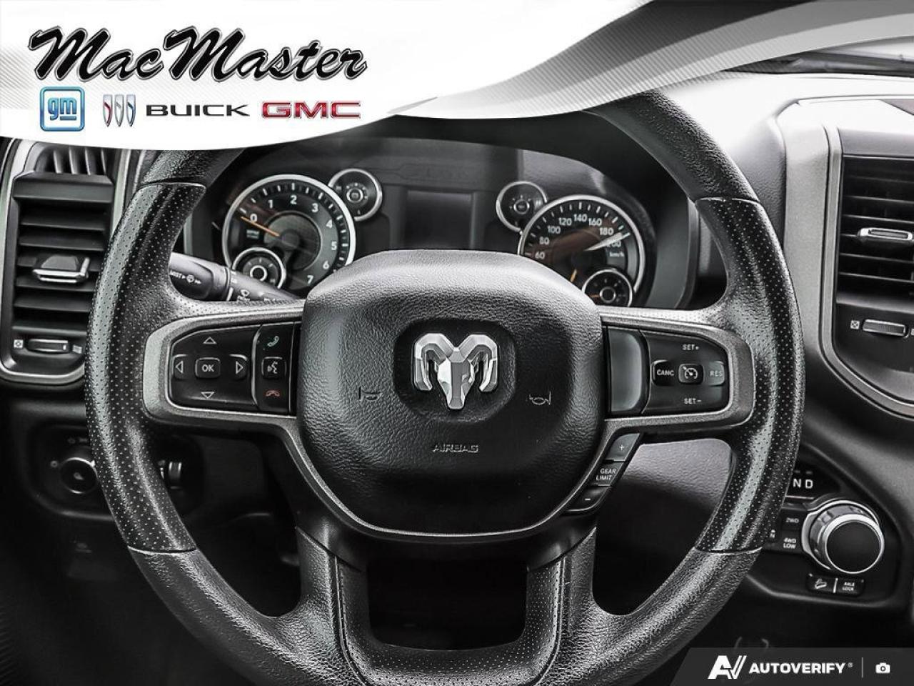 2020 RAM 1500 TradesmanSXT, QUAD, HEMI, 4X4, REMOTE START, ALLOY Photo