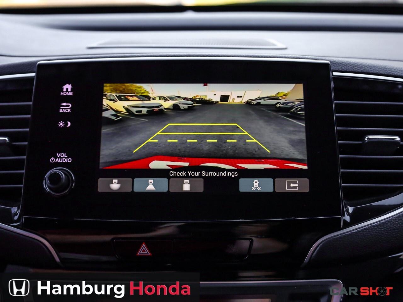 2022 Honda Pilot 8 Passenger Photo