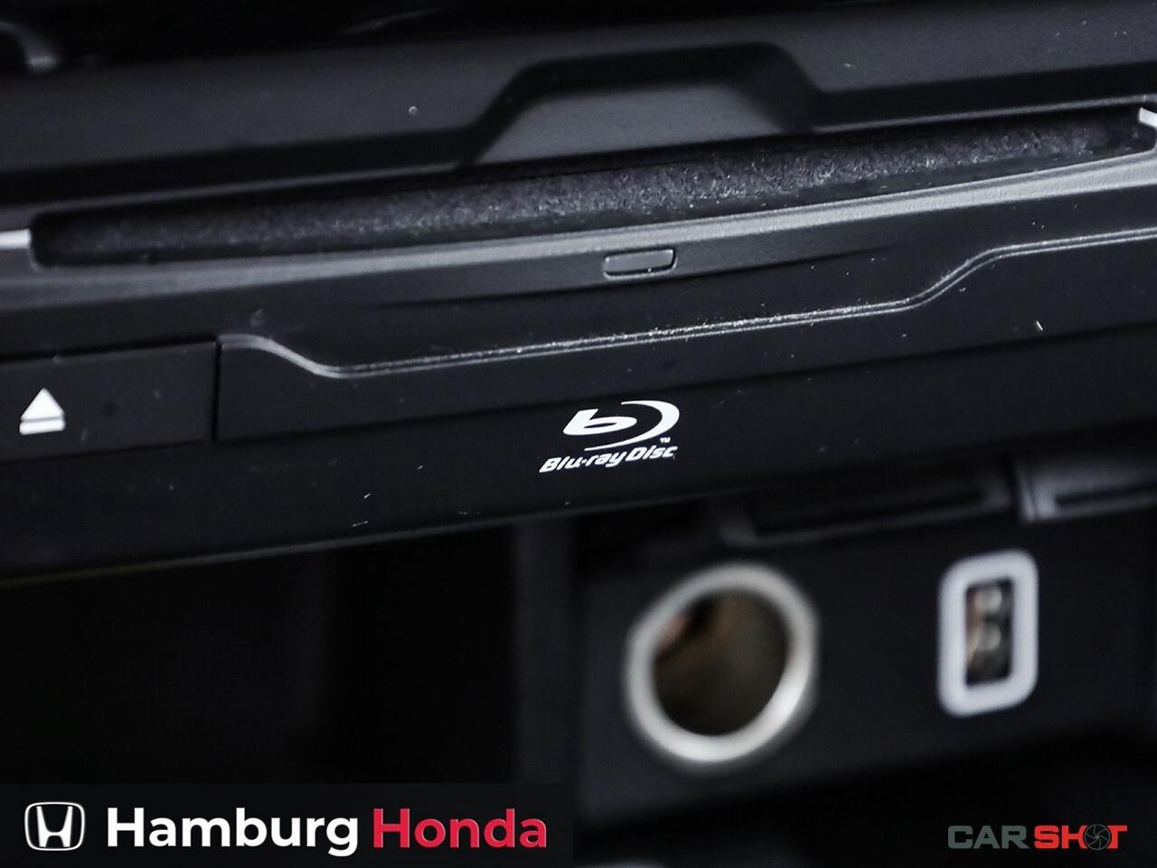 2022 Honda Pilot 8 Passenger Photo