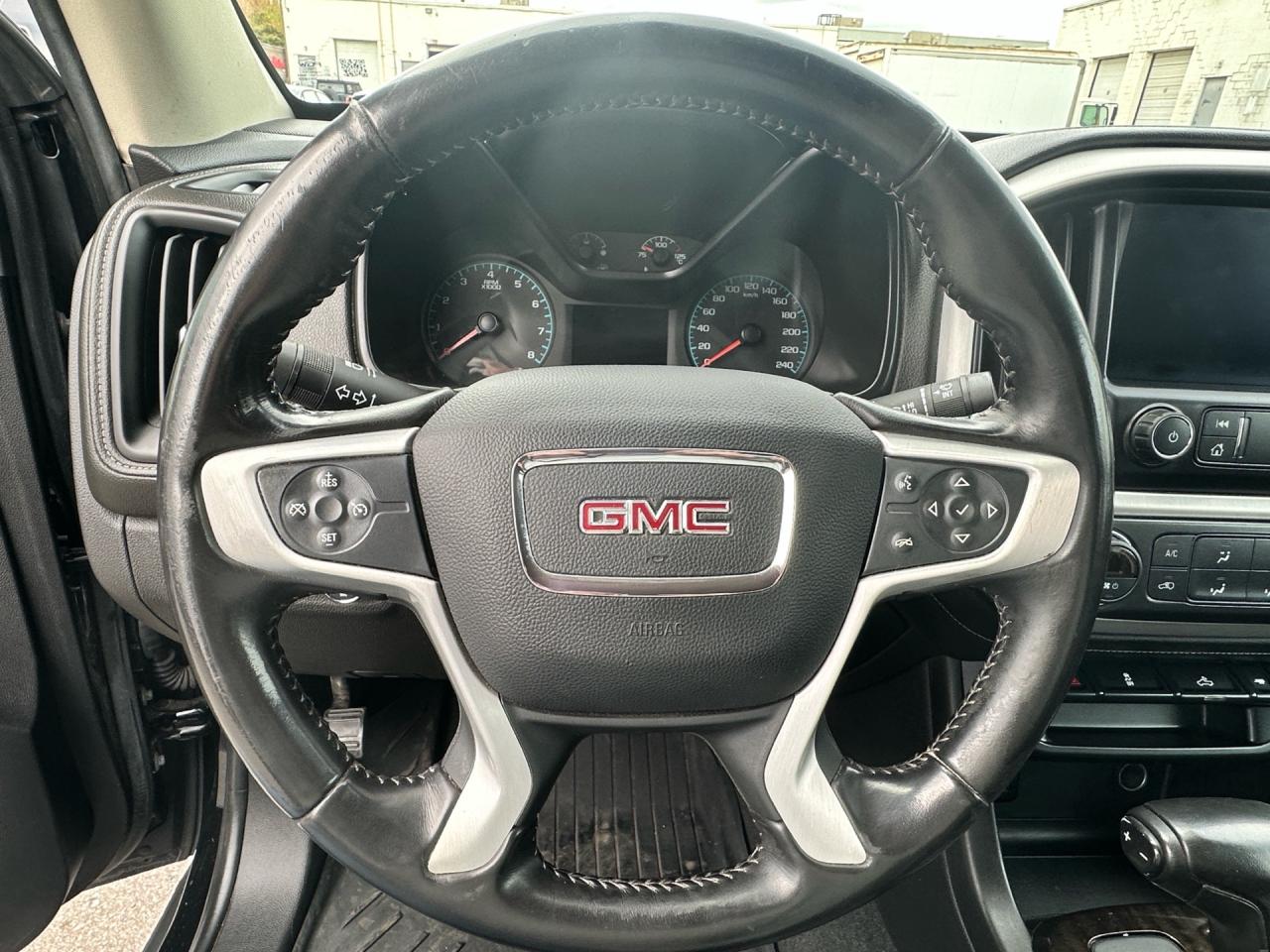 2021 GMC Canyon Elevation ~ 4WD ~ Crew Cab ~ NO ACCIDENTS Photo