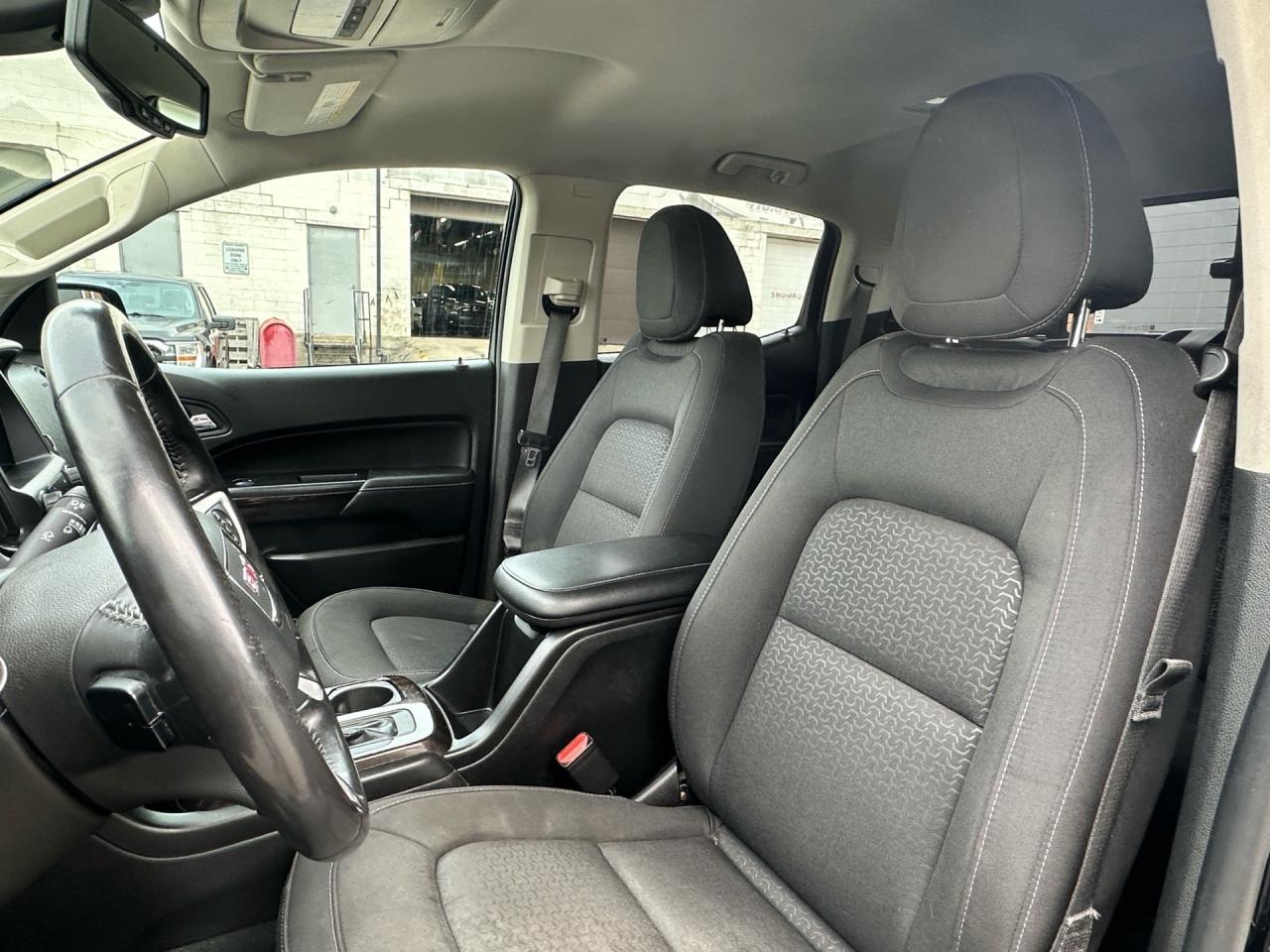 2021 GMC Canyon Elevation ~ 4WD ~ Crew Cab ~ NO ACCIDENTS Photo