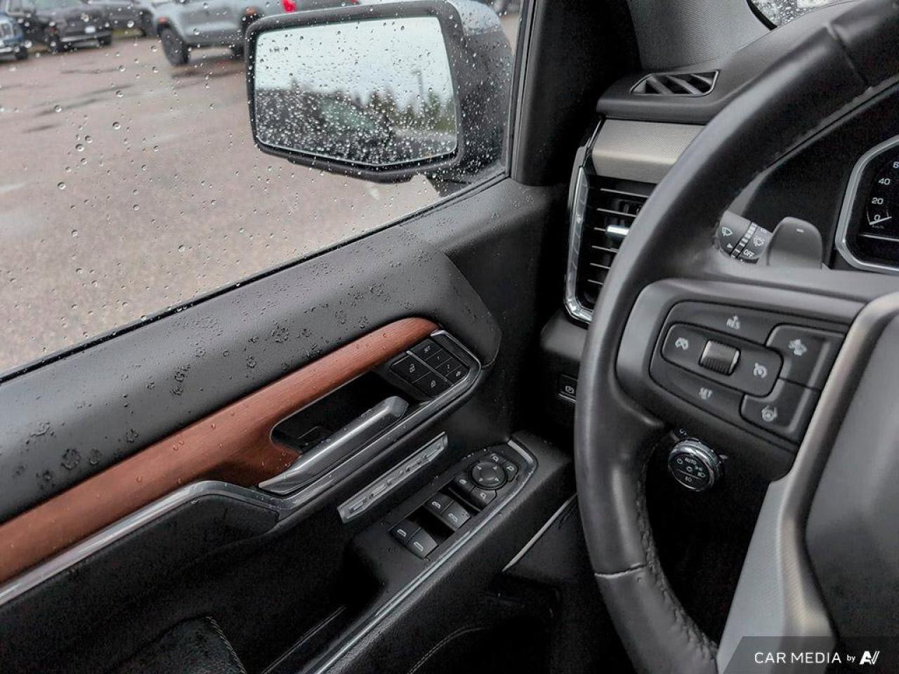 2023 GMC Sierra 1500 DenaliDenali   One Owner   Trailer Brake Controlle Photo