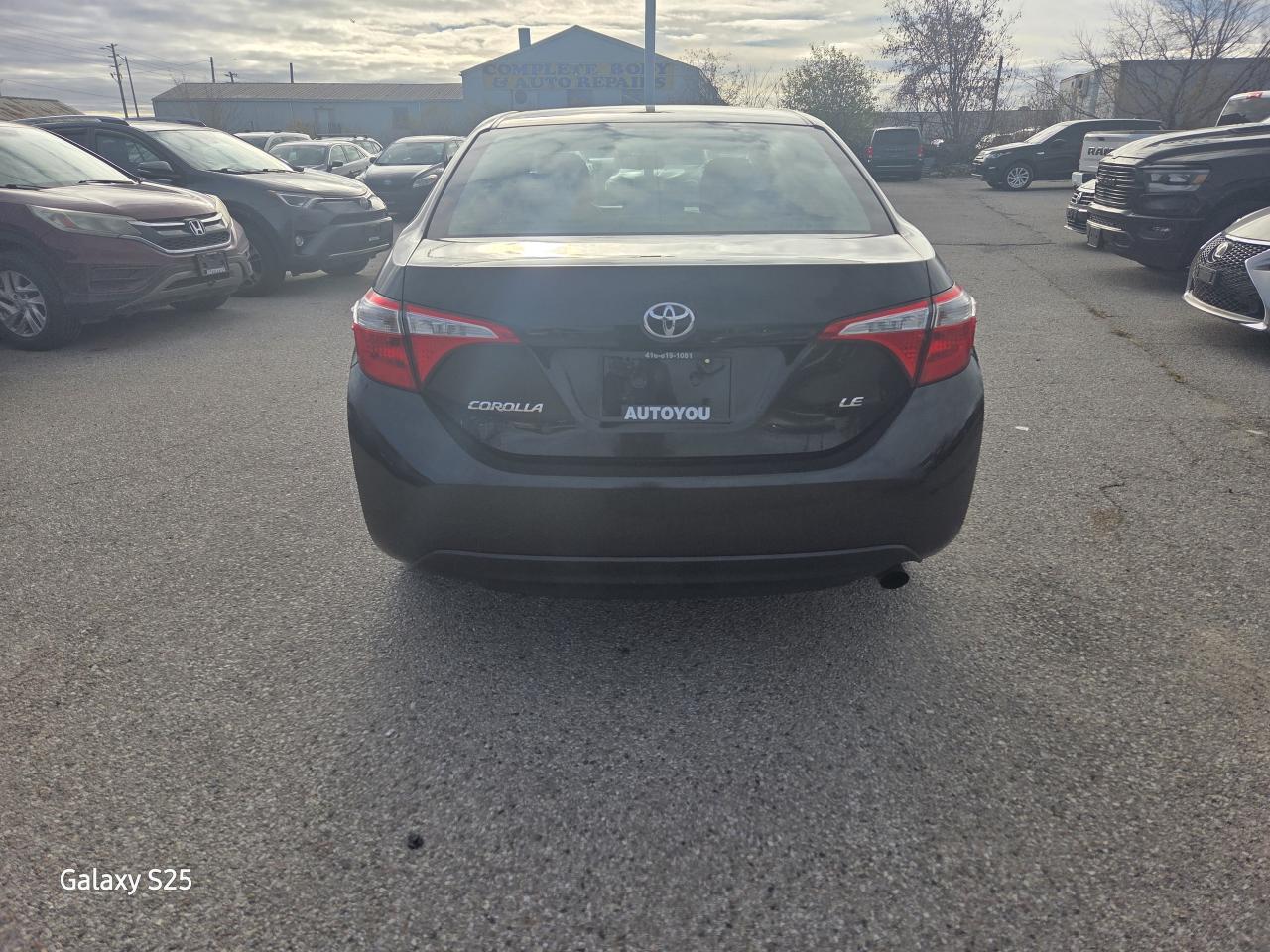 2016 Toyota Corolla LE AUTO AIR BLUE TOOTH REAR VIEW CAMERA $ 12,988.0 Photo