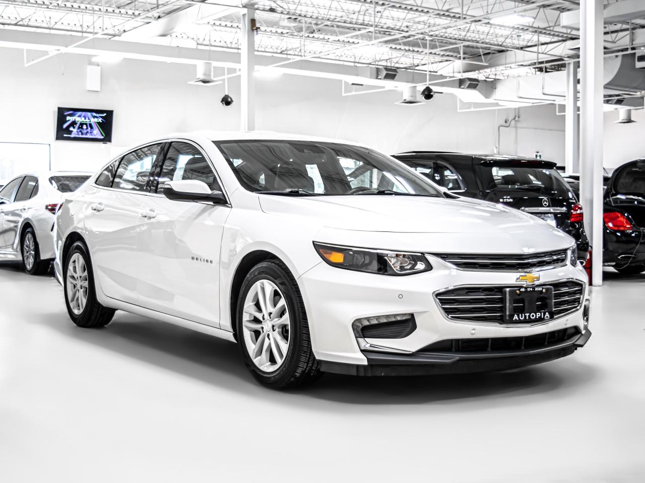 2019 Chevrolet Malibu HYBRID REAR VIEW CAMERA APPLE CARPLAY Photo2