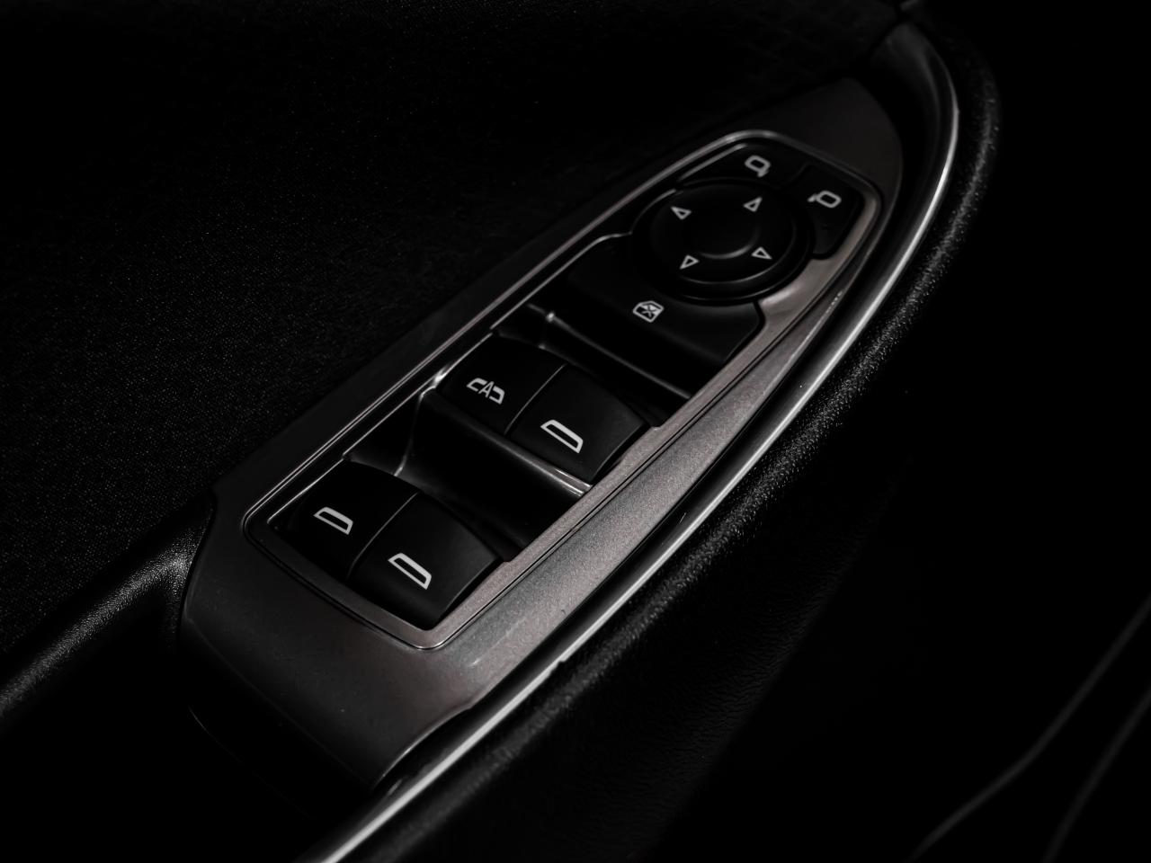 2019 Chevrolet Malibu HYBRID REAR VIEW CAMERA APPLE CARPLAY Photo