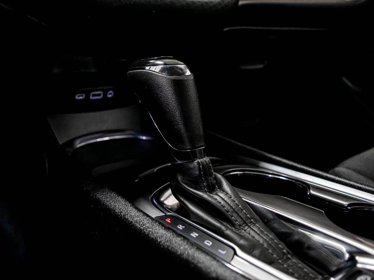 2019 Chevrolet Malibu HYBRID REAR VIEW CAMERA APPLE CARPLAY Photo