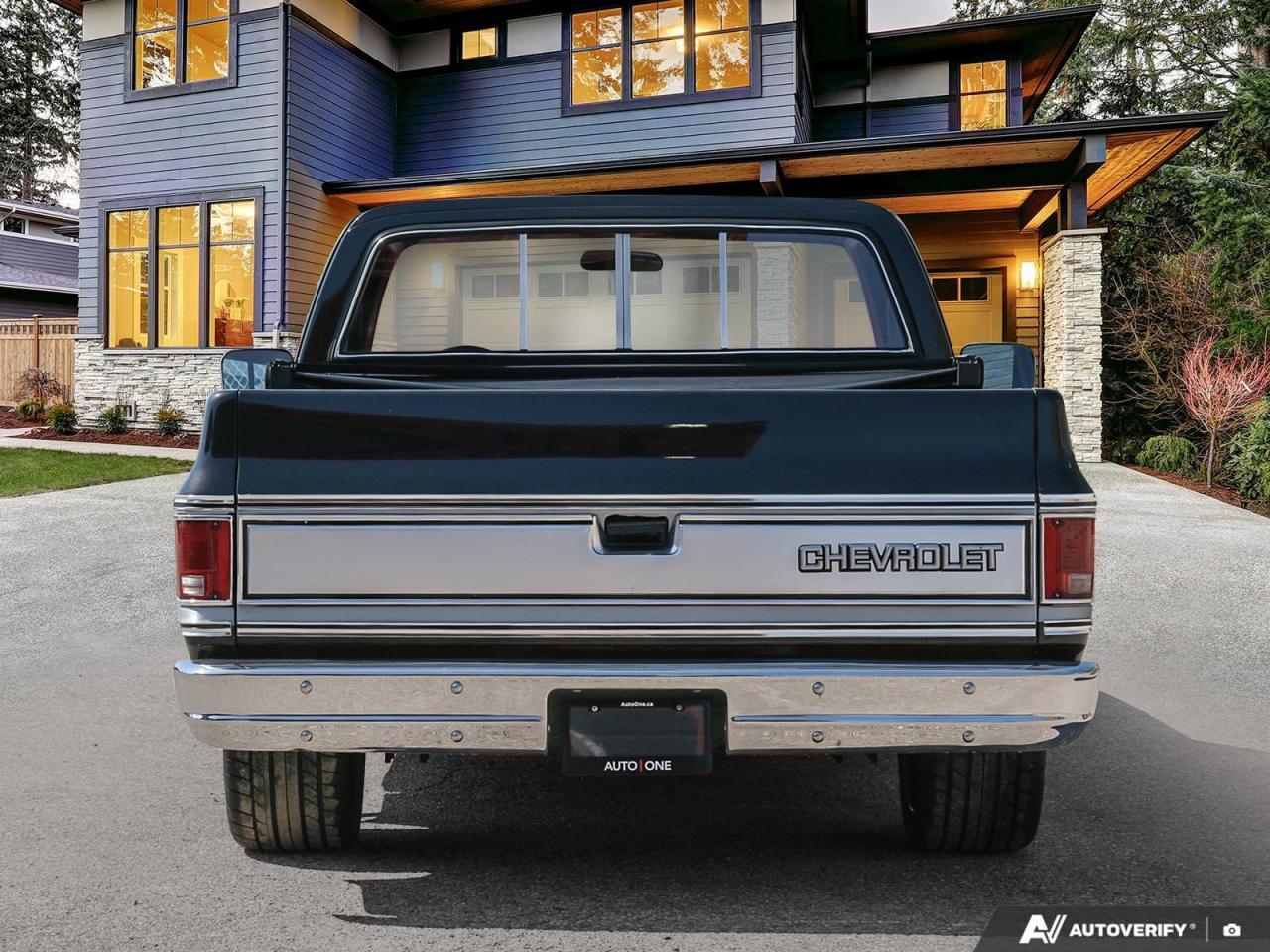 1978 Chevrolet C10 LOWERED   TRIFOLD CARGO COVER Photo3