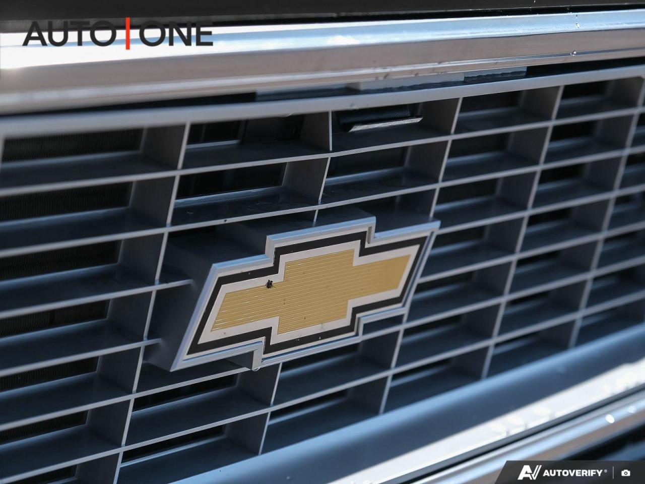 1978 Chevrolet C10 LOWERED   TRIFOLD CARGO COVER Photo