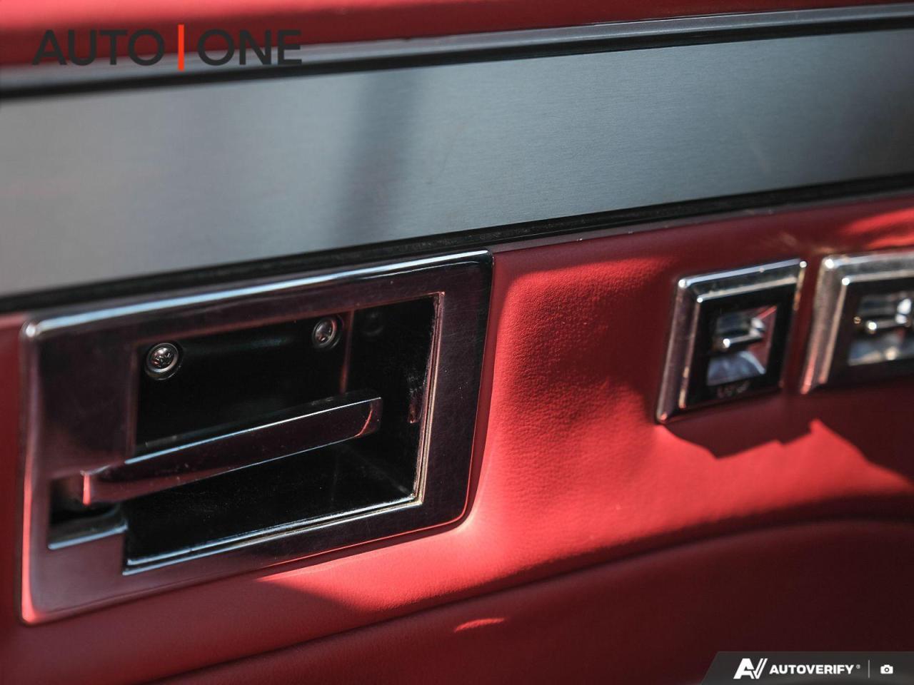 1978 Chevrolet C10 LOWERED   TRIFOLD CARGO COVER Photo