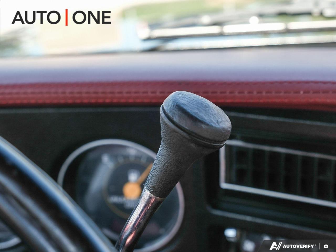 1978 Chevrolet C10 LOWERED   TRIFOLD CARGO COVER Photo