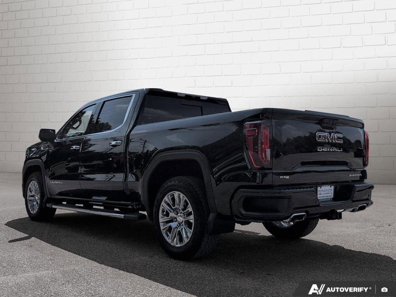 2022 GMC Sierra 1500 DenaliDenali   Remote Start   Trailer Brake Contro Photo2