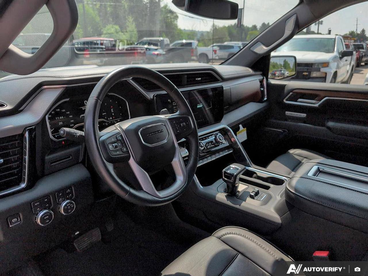 2022 GMC Sierra 1500 DenaliDenali   Remote Start   Trailer Brake Contro Photo