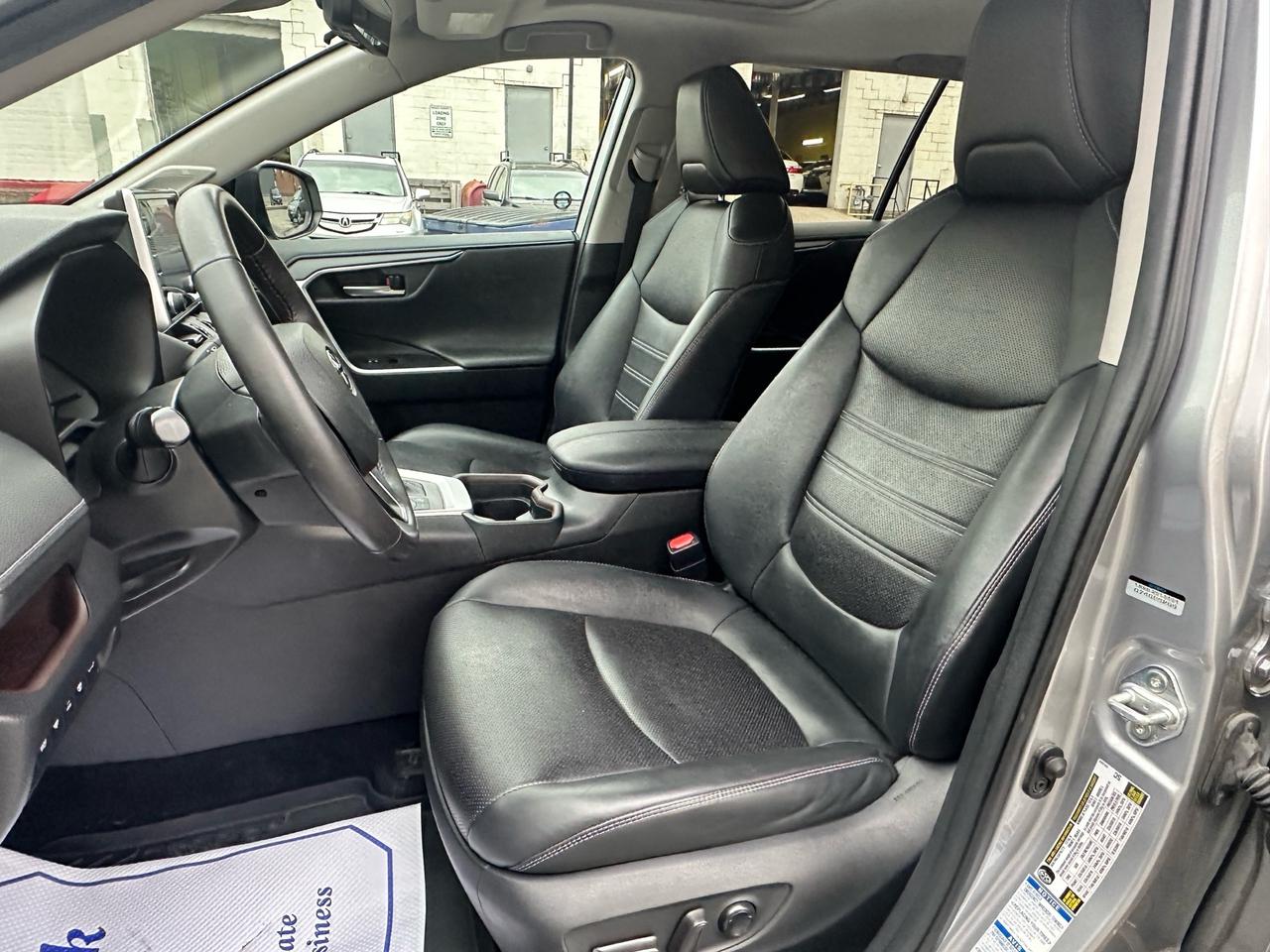 2020 Toyota RAV4 Limited ~ AWD ~ 360 CAMERA ~ NAVIGATION Photo