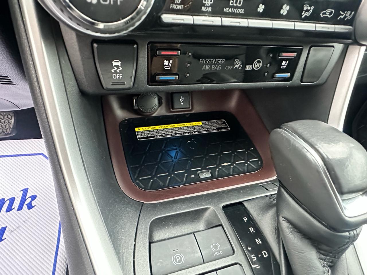 2020 Toyota RAV4 Limited ~ AWD ~ 360 CAMERA ~ NAVIGATION Photo